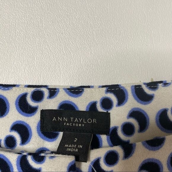 Ann Taylor Factory | The Drapey Short NWT - Picture 3 of 5
